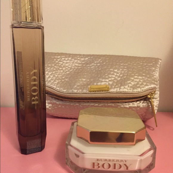 Burberry Body Gold Limited Edition set