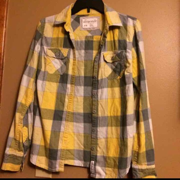 Aeropostale Black/Yellow flannel shirt.