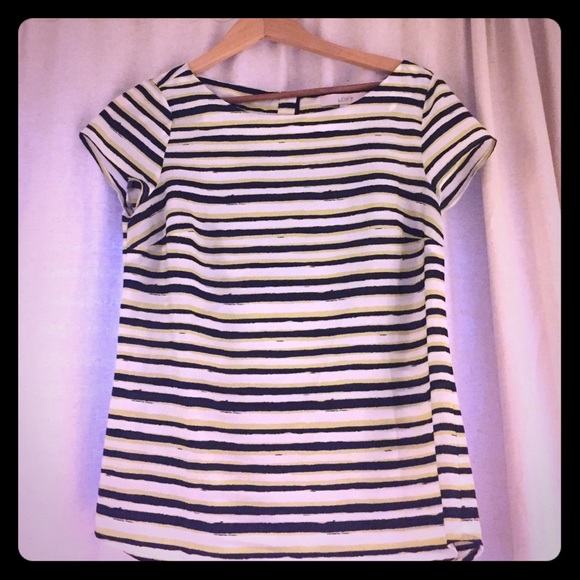 Ann Taylor short sleeve blouse top