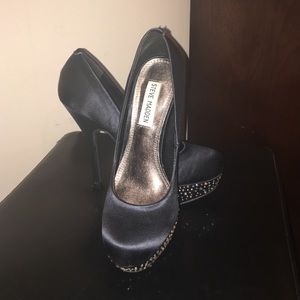Steven Madden pumps