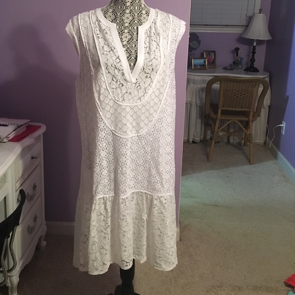 BCBG white lace dress w/ underneath slip