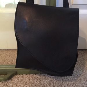 Handcrafted Leather Shoulder Bag