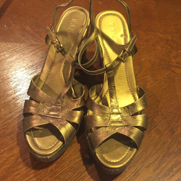 Unisa sandals