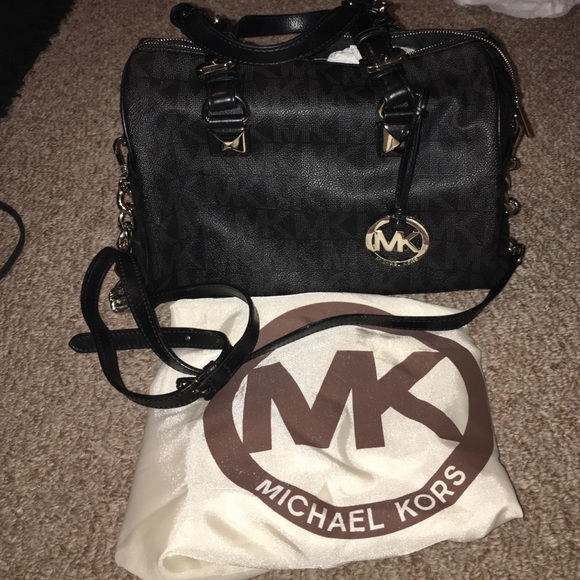 Michael kors handbag