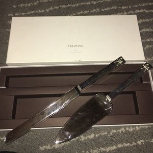 Vera Wang Wedgwood Love Knots Cake Set