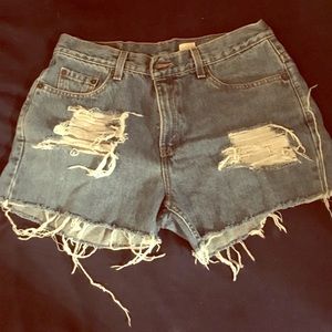 Levi Vintage High-Waister Jean Shorts