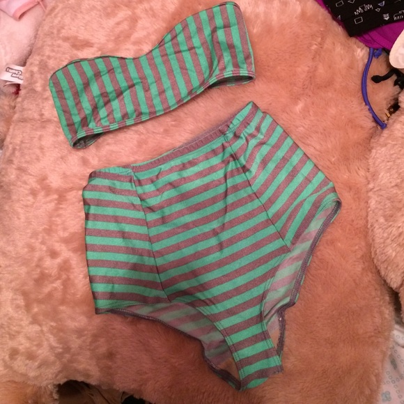 American apparel grey and green bikini set