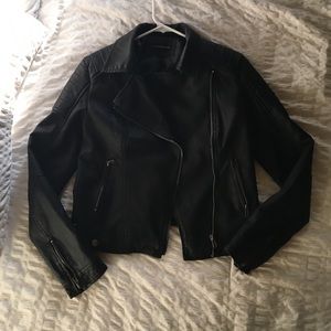 Brandy Melville jacket