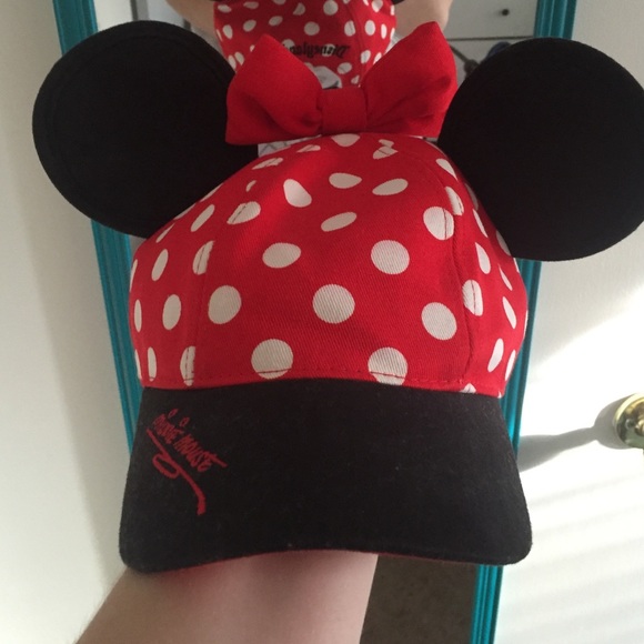 Disneyland Minnie Mouse SnapBack Hat