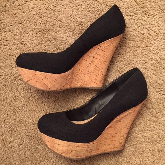 Steve Madden Wedges