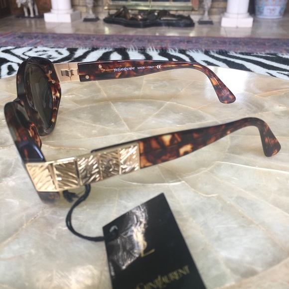 New Yves Saint Laurent Vintage Sunglasses