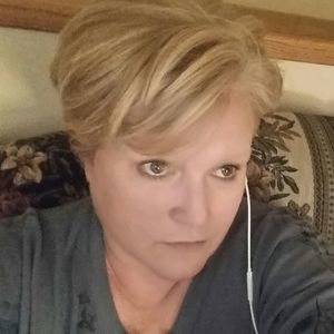 Meet your Posher, Carol