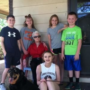 Meet your Posher, Marie