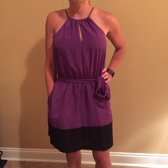 Express size XS dress with pockets