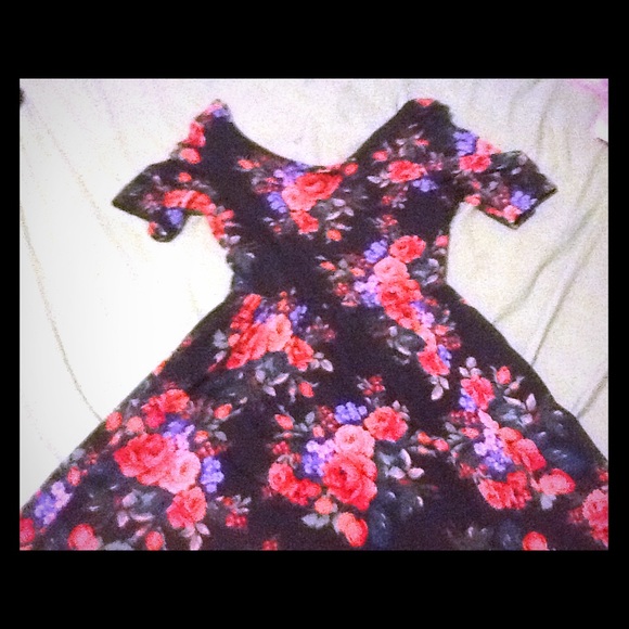 Floral Cross back Dress