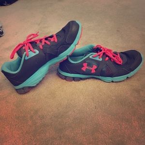 Under armour tennis shoes