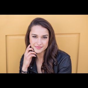 Meet your Posher, Maggie