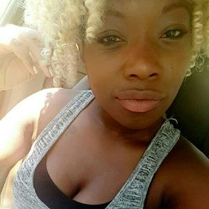 Meet your Posher, Ebony