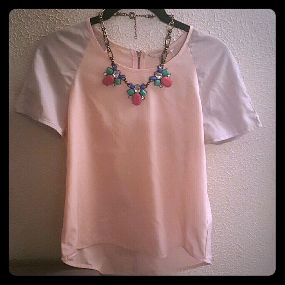 Banana Republic Tops - Banana Republic Top Size Petite Extra Small