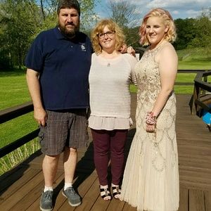 Meet your Posher, Laurel