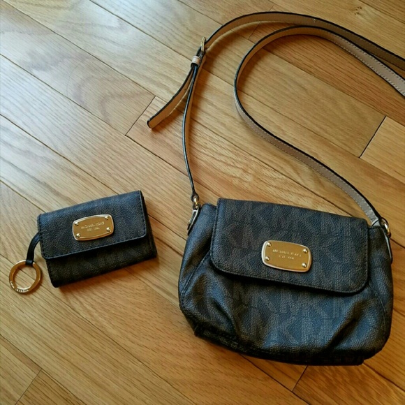 Michael kors purse and wallet