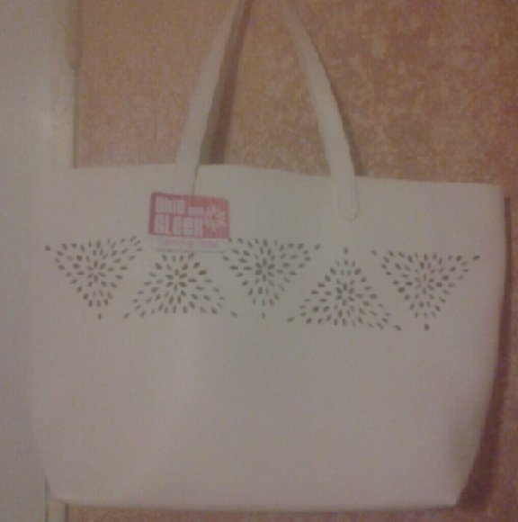 White Tote
