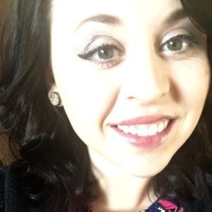 Meet your Posher, Katelyn