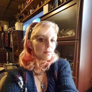 Meet your Posher, Pamela