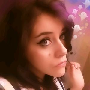 Meet your Posher, Shanel