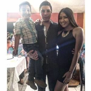 Meet your Posher, Emely