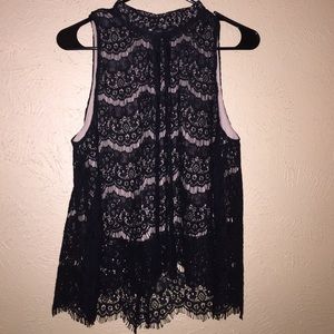 Lace sleeveless top