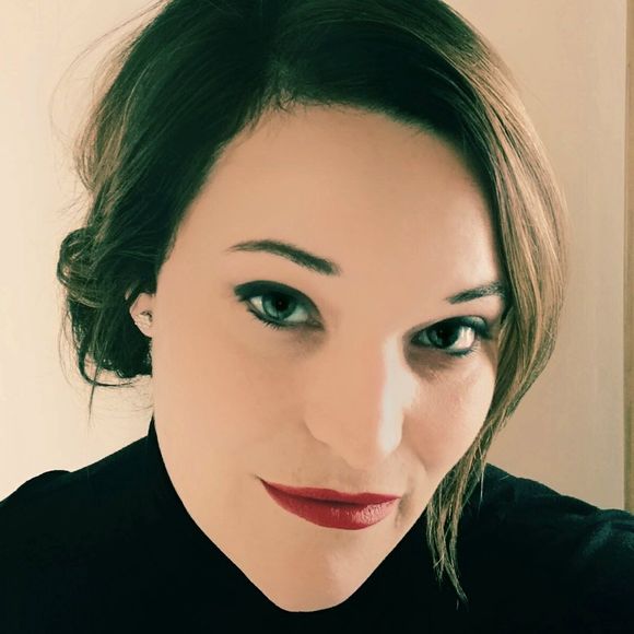 Meet your Posher, Lisa