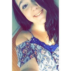 Meet your Posher, Emily