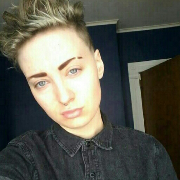 Meet your Posher, Skylier