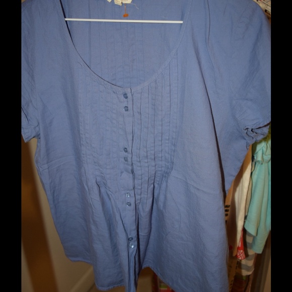 Eileen fisher top. Light blue.