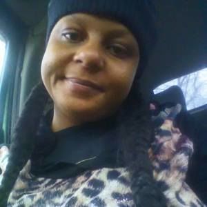 Meet your Posher, Janira