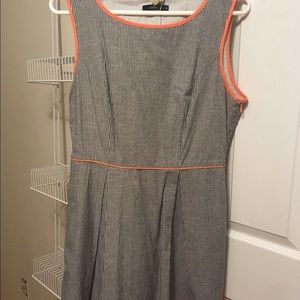 Stripe sleeveless dress!