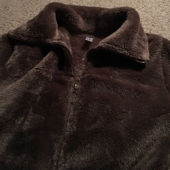 Fuzzy jacket - Picture 3 of 3