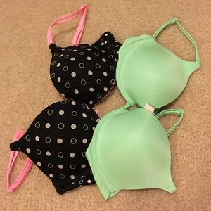 Victoria Secrets Bra x2