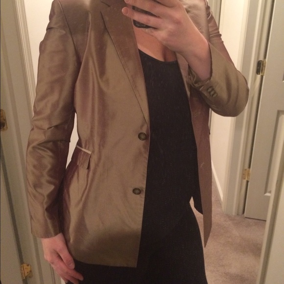 Blazer - Picture 3 of 3