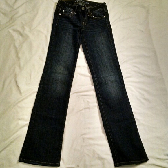 American Eagle Favorite Boyfriend JEANS