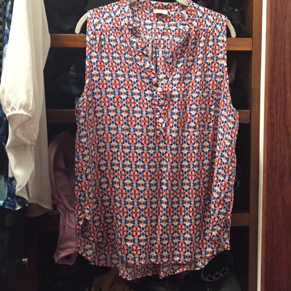 Sleeveless top