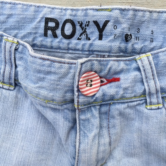 Light Demin Roxy Shorts - Picture 3 of 3