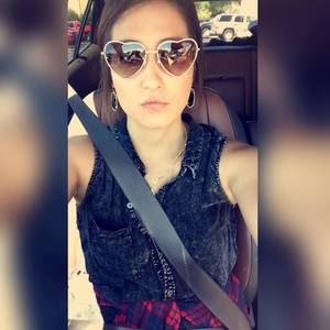 Meet your Posher, Jacquelyn