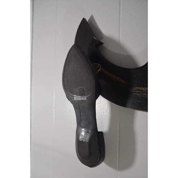 Pointed Cape Robbin Flats - Picture 2 of 2