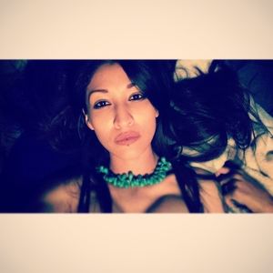 Meet your Posher, Donoma