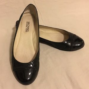 MICHAEL Michael Kors Black Ballet Flats