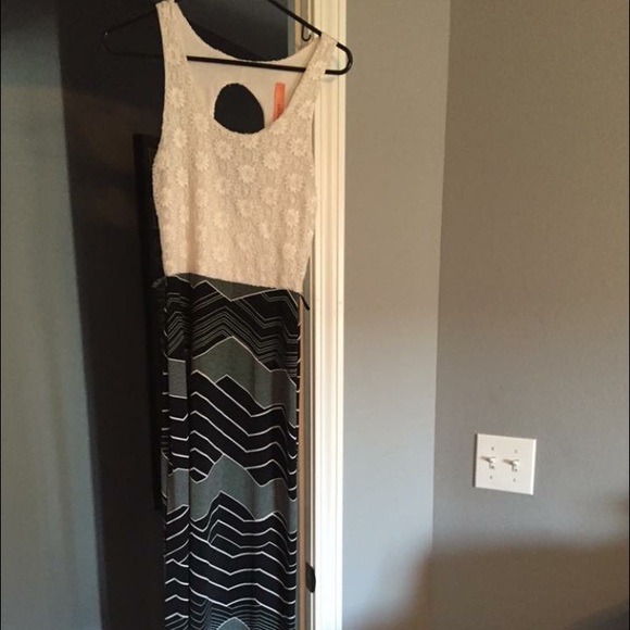 Maxi dress - Picture 1 of 1