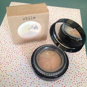 Stila Set & Illuminate Baked Powder Trio