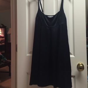 Susana Monaco size 6. 100% silk navy dress!!!